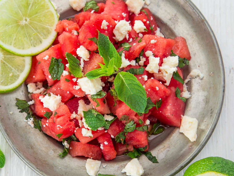 Ein Sommer-Klassiker: Melonensalat mit Feta