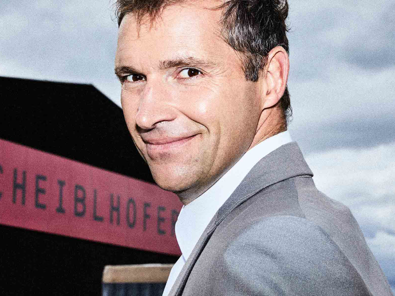Erich Scheiblhofer erzeugt stoffige Rotweine aus einer Vielzahl von Sorten.