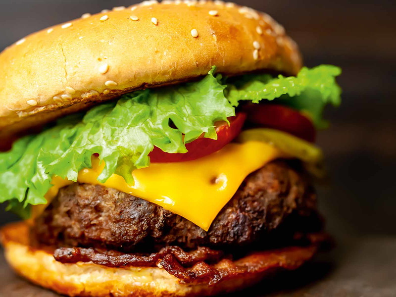 How to Make Perfect Beef Burgers - Six Helpful Hints