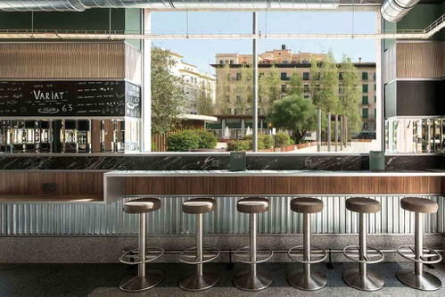 Im Zentrum: Palma-Flair in cooler Optik, dazu gibt’s modern-traditionelle Küche im »COR barra i taula« von Santi Taura.