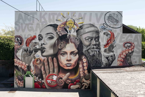 Markus Wesenauer für Roland Trettl: das Mural illustriert die kulinarische Geschichte Trettls. Im Zentrum die kulinarische Göttin zwischen Genuss (links: Frau) und Völlerei (rechts: Mann).