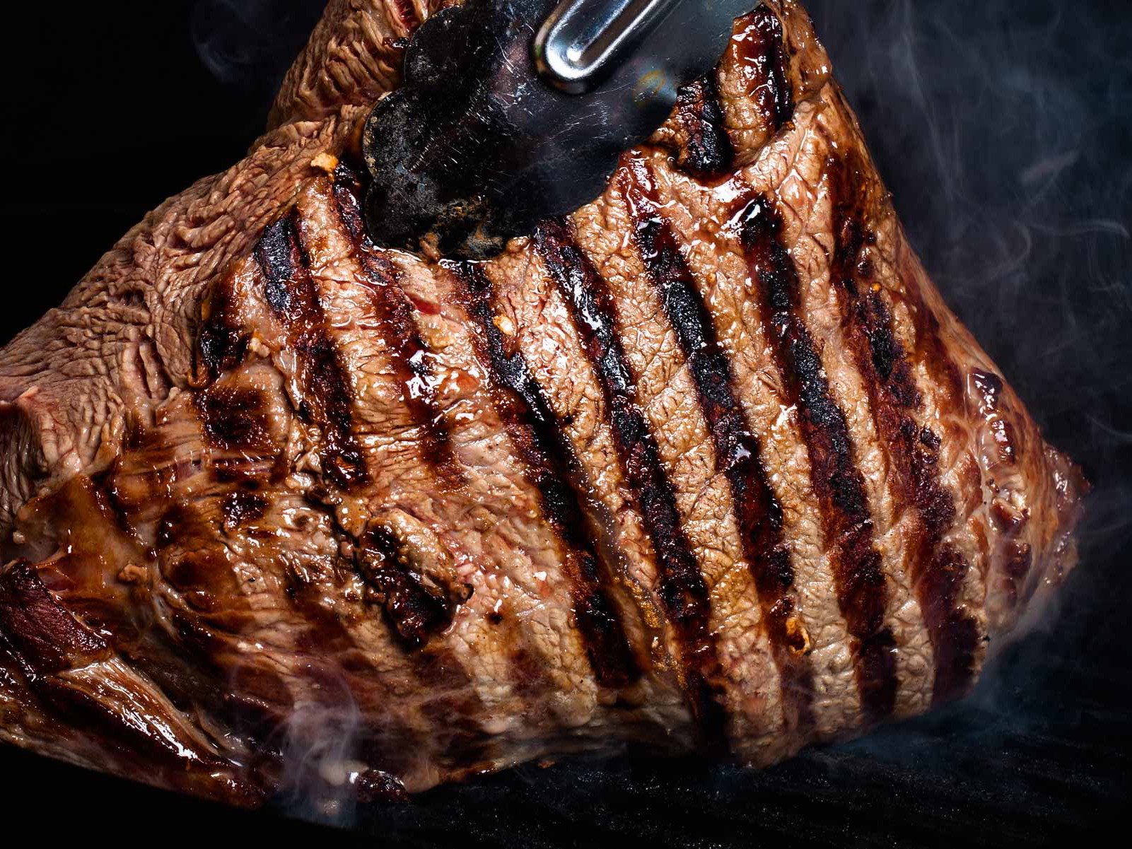 Simmentaler oder Wagyu-Beef? Versender bieten die große, weite Fleischwelt.