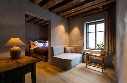 »Townhouse Weisses Kreuz«