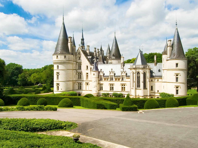 Dem Château du Nozet aus dem 19. Jahrhundert ist das Weingut von Baron Patrick de Ladoucette angegliedert.