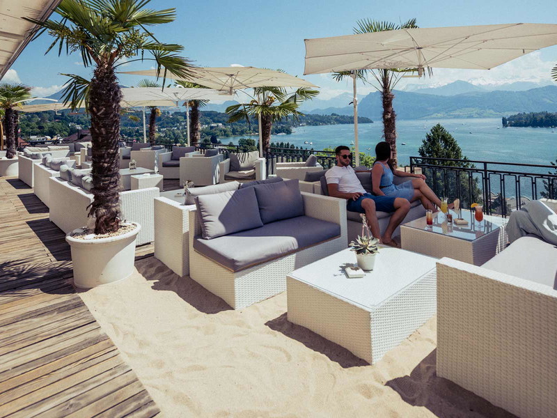 Der «Montana Beach Club» befindet sich über den Dächern von Luzern.