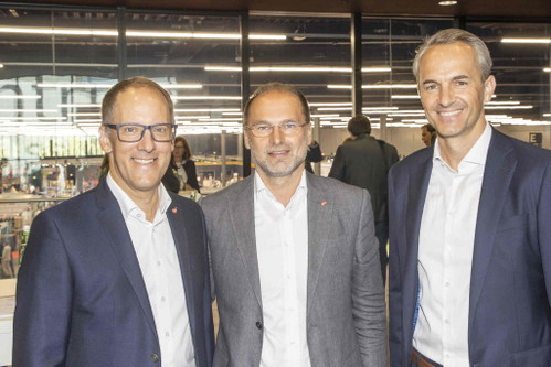 Jürgen Krizmanich, Geschäftsleiter Standorte bei Transgourmet, Thomas Panholzer, Geschäftsführer Transgourmet Österreich, und Manuel Hofer, Geschäftsleiter Transgourmet Österreich und Geschäftsführer von Top-Team Zentraleinkauf.