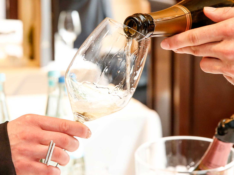 Die Champagnergala in Berlin findet fast schon traditionell im Berlin Capital Club statt.