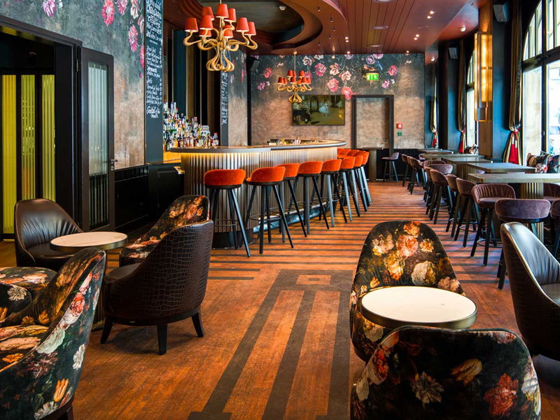 Die «Carlton Bar» bringt jeden Dienstag ausgedehnte Feierabend-Stimmung an die Zürcher Bahnhofstrasse.