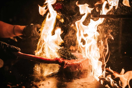Die winterliche Grillsaison im Feuerdorf ist wieder eröffnet!