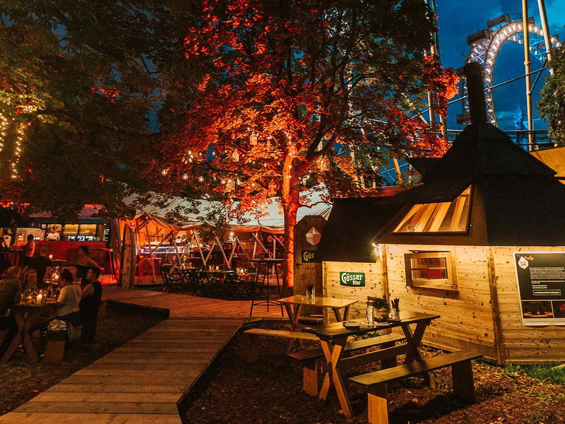 Nach der erfolgreichen Sommersaison ist nun die Wintersaison im »Feuerdorf« eröffnet.