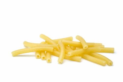 Maccheroni -&nbsp;Lange, dicke und innen hohle Röhrennudeln