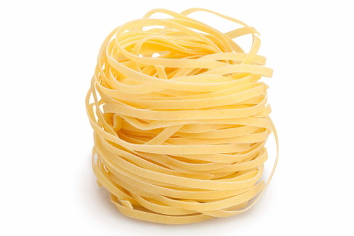 Tagliatelle -&nbsp;Schmale Bandnudeln, getrocknet meist zu Nestern gerollt