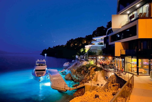 Ein Traum vom Urlaub auf der »eigenen« Yacht (auf Zeit) liegt nicht so fern wie gedacht.