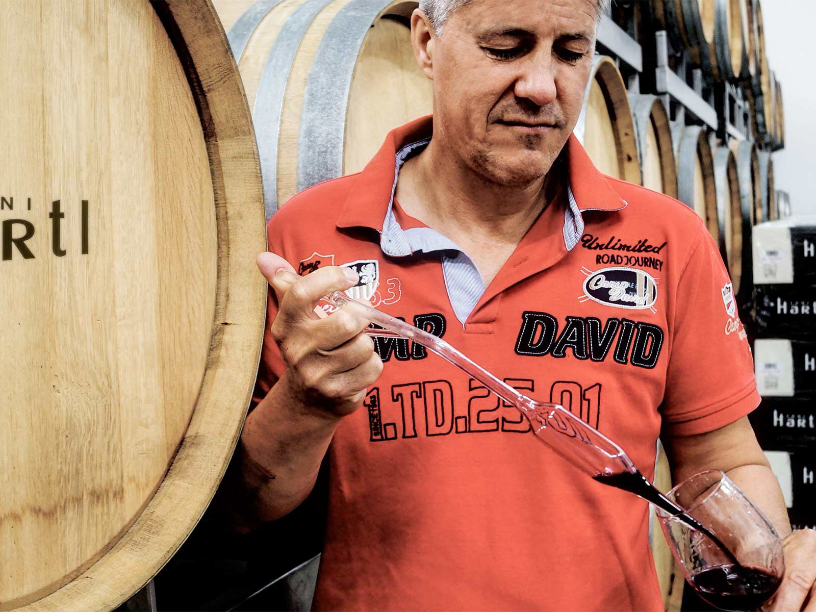 Toni Hartl holt sich den Sortensieg in der Kategorie Syrah.