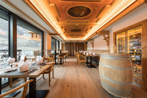 Das Restaurant «Uncorked» im «Chalet Hotel Schönegg»