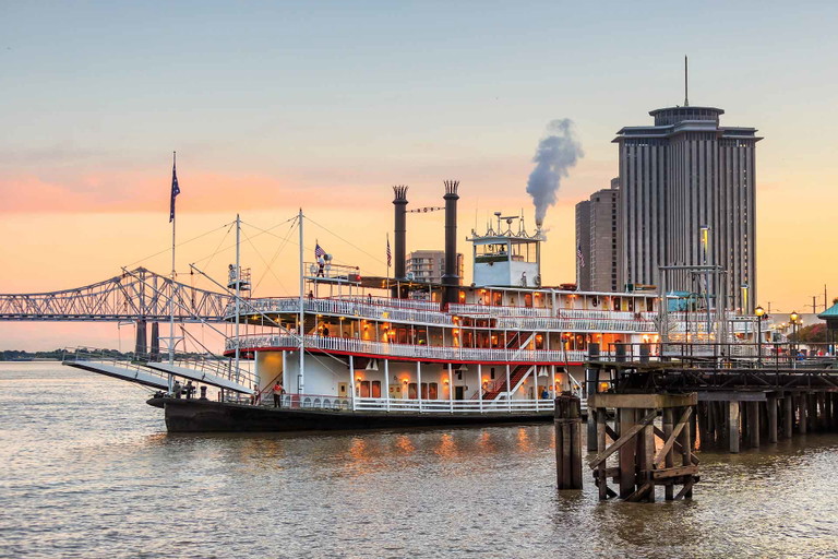 In Liedern oft besungen, Schauplatz vieler Filme: der Mississippi und New Orleans prägen das Südstaaten-Bild.