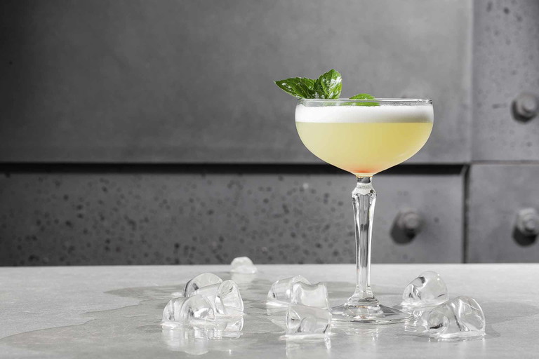 Für einen Pisco Sour braucht es&nbsp;– neben dem peruanischen Weinbrand Pisco&nbsp;– immer ein Eiweiss&nbsp;für den perfekten Schaum.&nbsp;