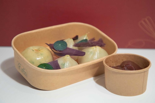 Geschmorte Zwiebel, Rollgerste, Liebstöckel