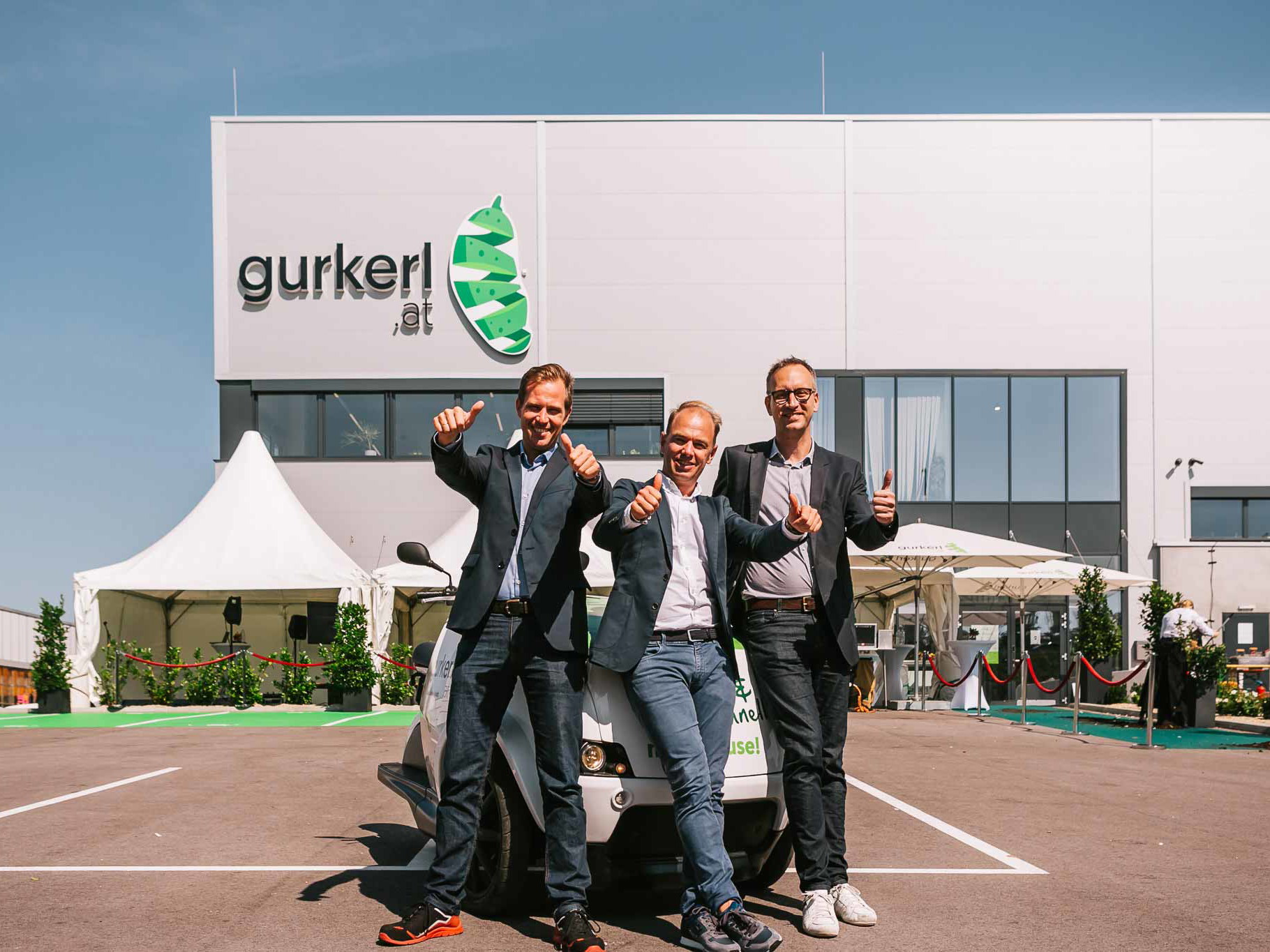 (v.l.): Stephan Höllerl (Head of Operations bei gurkerl.at), Maurice Beurskens (CEO von gurkerl.at) und Stephan Lüger (Commercial Director bei gurkerl.at)