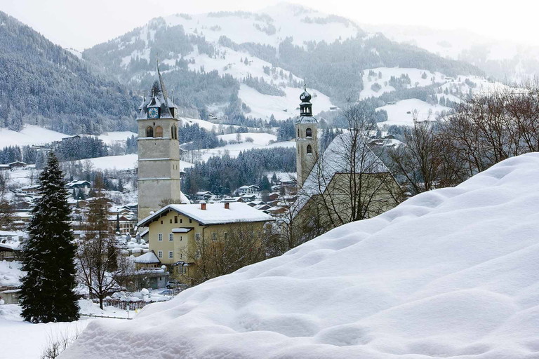 Kitzbühel, das heißt auch: Zur Ruhe kommen in der Natur, kombiniert mit dem vollen Verwöhnprogramm für Gourmets, wie in der »Sportalm«.