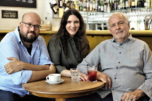 Konsequent und unverkrampft: Ralf Weber, Anna und René Zimmermann (vlnr.) haben mit dem «Lotti» einen Wohlfühlort für viele geschaffen.