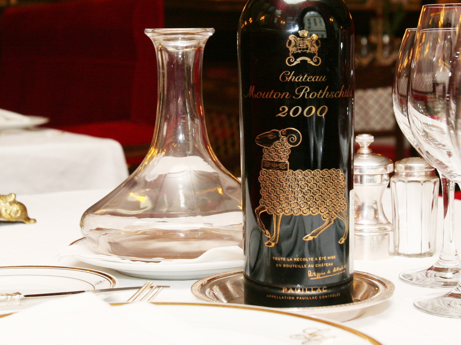 Each year an artist illustrates the&nbsp;Mouton Rothschild label, like this one from 2000.