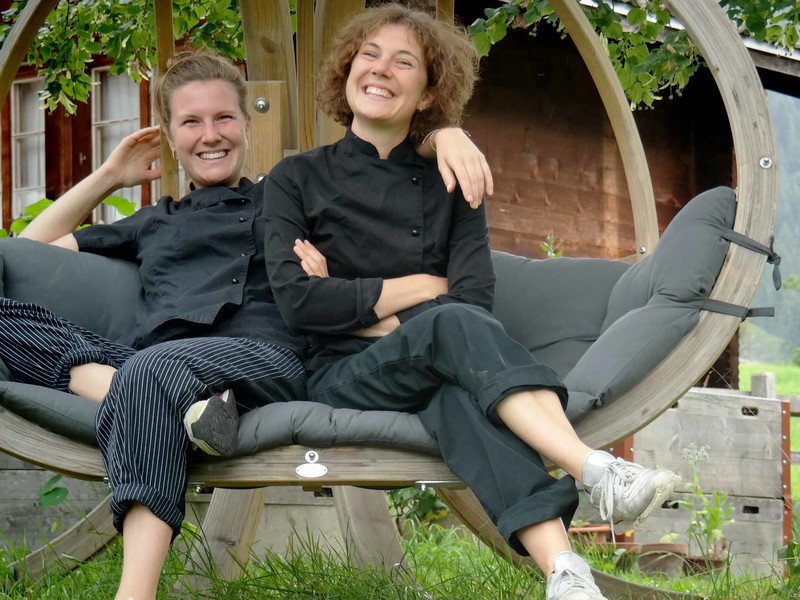 Céline (26) und Camille Rohn (28)