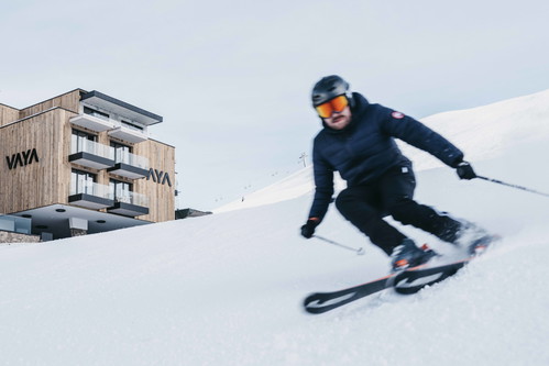 Das »VAYA Kühltail« bietet&nbsp;Ski-in, Ski-out der Extraklasse.
