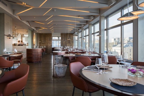 «Twins Garden» Restaurant Interior