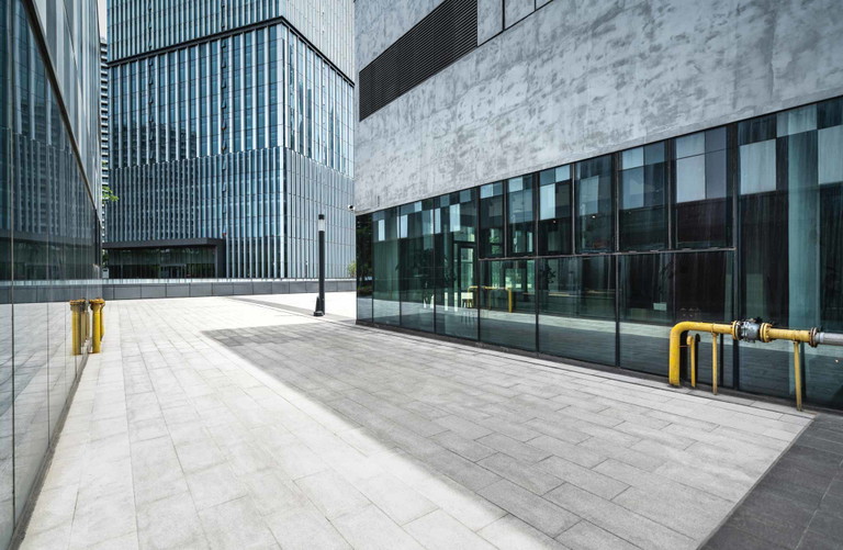 Damit zeitgemäße Architektur angenommen wird, braucht es mehr als effiziente und moderne Bauten wie hier in Shanghai. Auch die Wirkung muss bedacht werden.