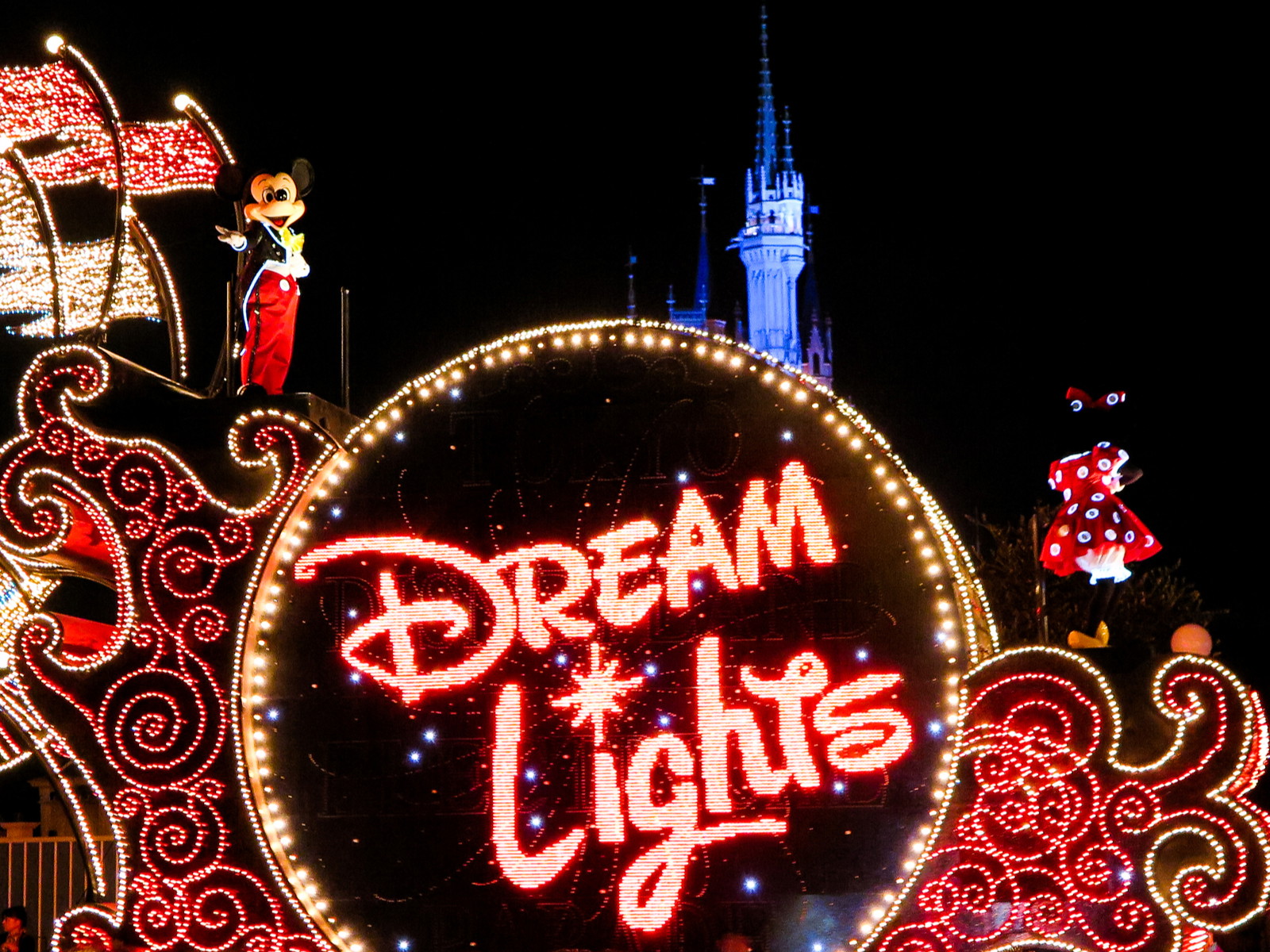 Magic Electrical Parade Dream Lights in Disneyland