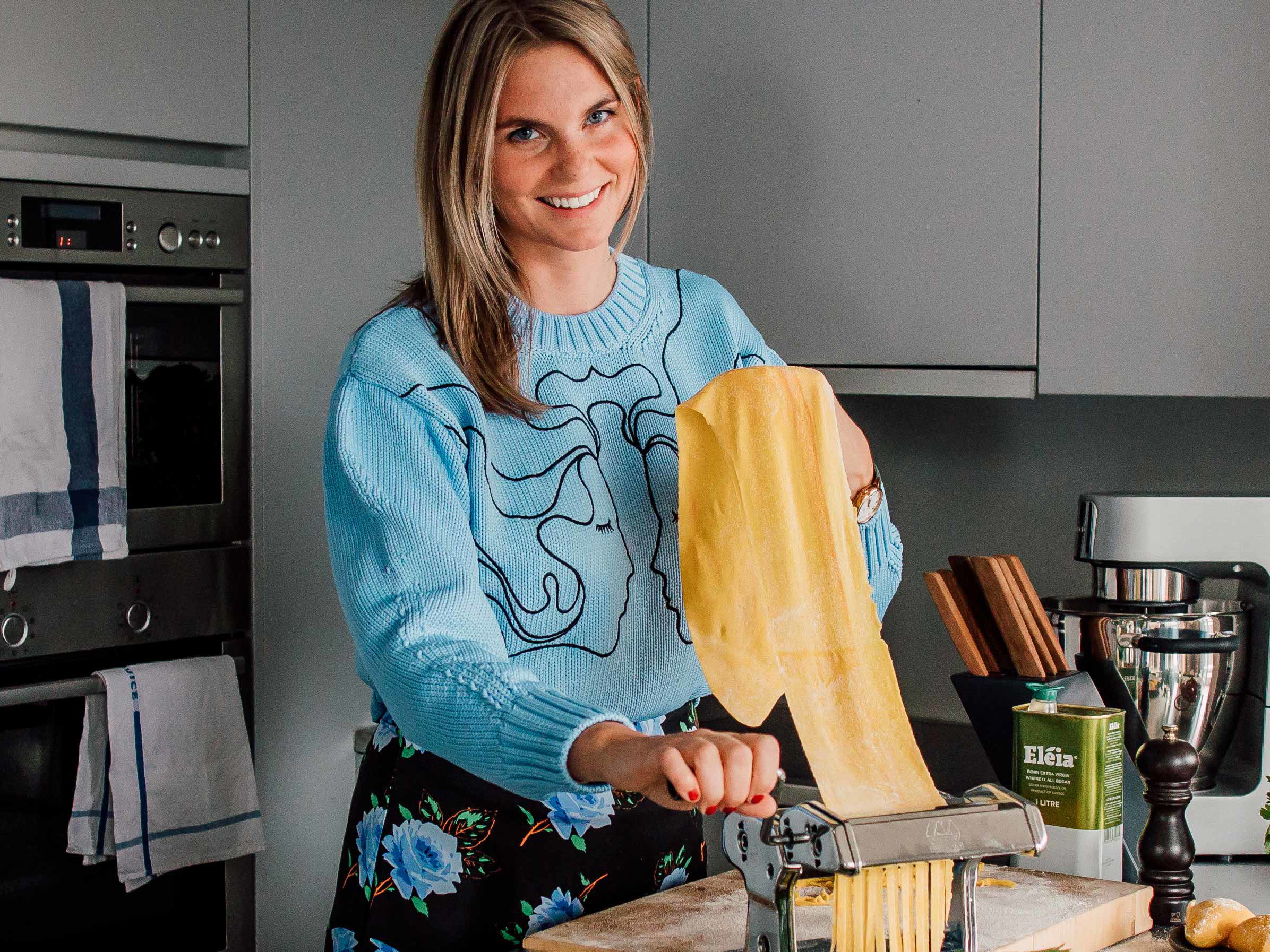 «Ana+Nina»-Food-Bloggerin und TV-Köchin Anastasia Lammer präsentiert ihr erstes Kochbuch