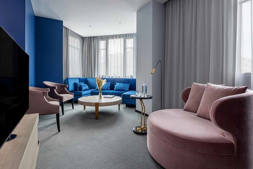 Wohnzimmer der Corner Suite