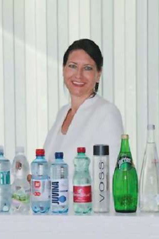 Referentin der Wassersommelier- Ausbildung Gerlinde Mock