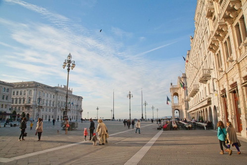 Altösterreichische Backkunst wird in Triest mit großer Hingabe ­gepflegt – in der »Bomboniera« ganz besonders.