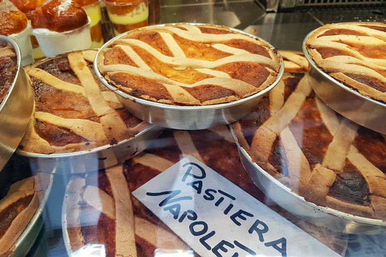 Pastiera findet man in jeder Konditorei. Neapolitaner behaupten aber, dass&nbsp;nur die hausgemachte so richtig gut ist.