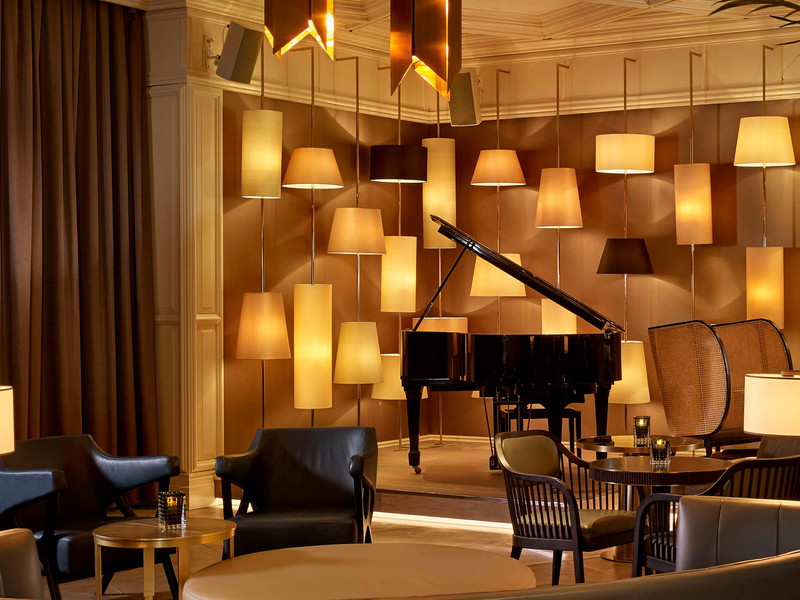 »The Curtain Club« in »The-Ritz-Carlton, Berlin«