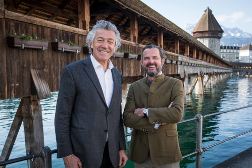 Wein-Unternehmer Gérard Bertrand mit Nicolas von Haugwitz, CEO Schuler Weine