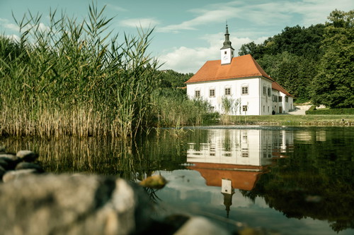 Weingut Dveri Pax