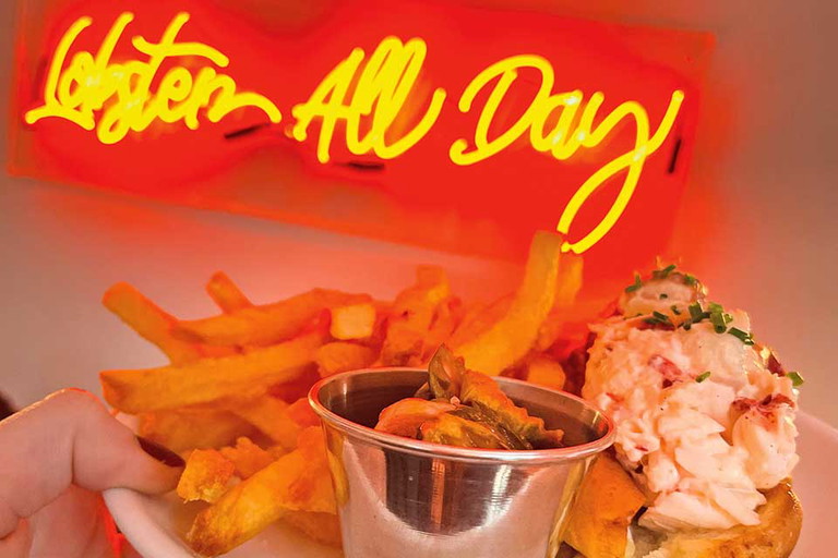 Die hohen Mieten in New York haben auch bei vielen bekannten Lokalen zu einem Neubeginn an neuen Orten geführt. So war es auch für «Ed's Lobster».