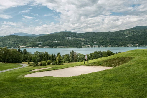 Der Golfclub Dellach am Südufer des Wörthersees wurde 1927 gegründet.