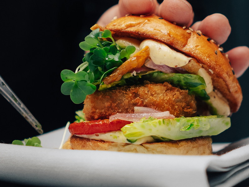 Den »Mini Caesar Burger« im neuen »Puls« sollte man definitiv probieren.