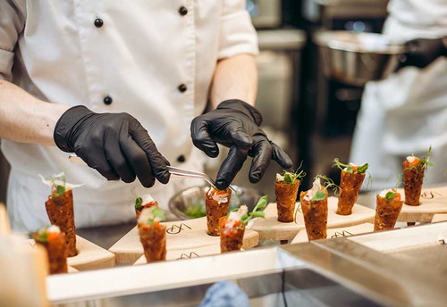 Das «Tuna Tartar»&nbsp;wird besonders behutsam zubereitet.&nbsp;