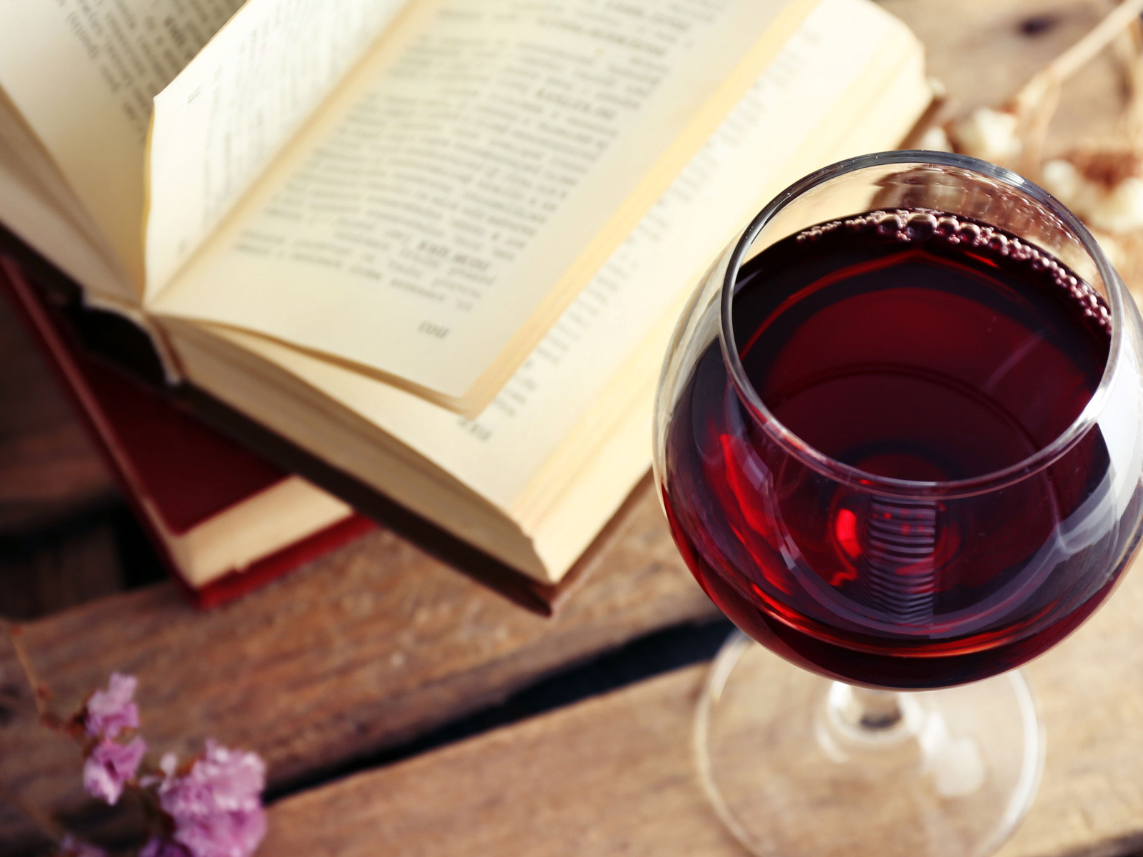 Delightful non-fiction books&nbsp;for wine lovers