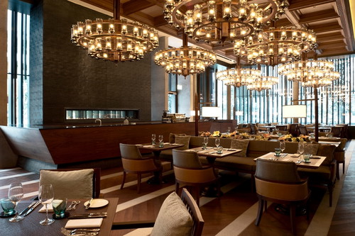 Das Hauptrestaurant «The Restaurant» im «The Chedi Andermatt»