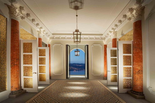 Die Lobby des «Bürgenstock Resort Lake Lucerne»
