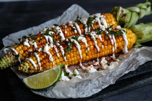 Mais mit Cotija-Käse