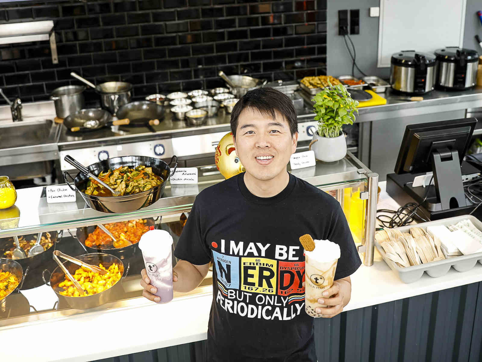Der Grazer Gastro-Unternehmer, Thomas Liu, in seiner neuesten Gastronomie.