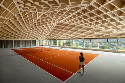Die Diamond Domes Tennishalle