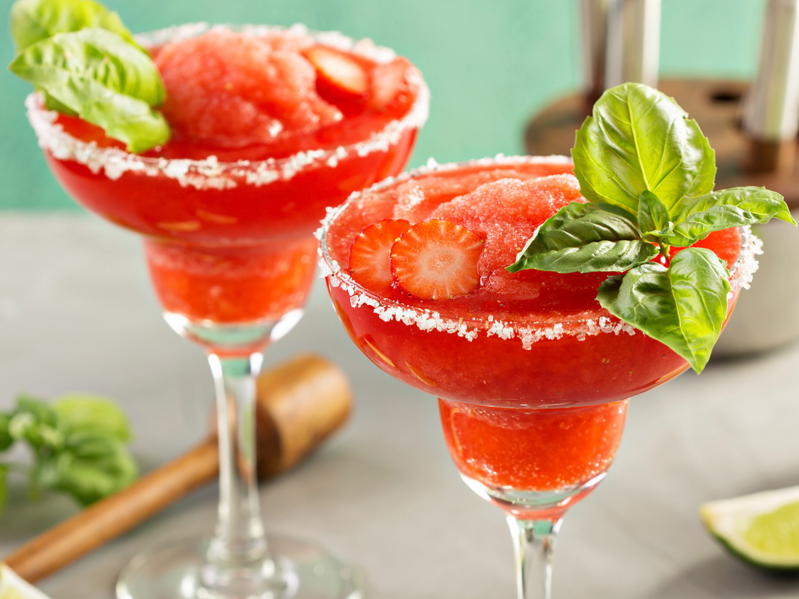 Best strawberry cocktails for every occasion